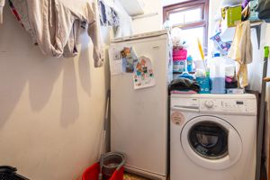 Utility room- click for photo gallery
